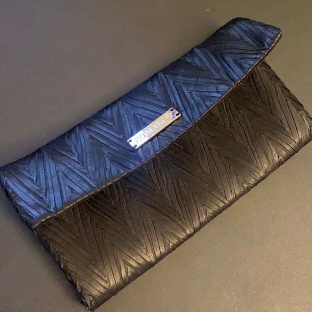 Komarov Textured Fabric Clutch Purse - Black - EUC